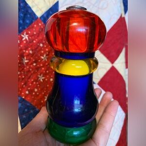 Rainbow salt shaker